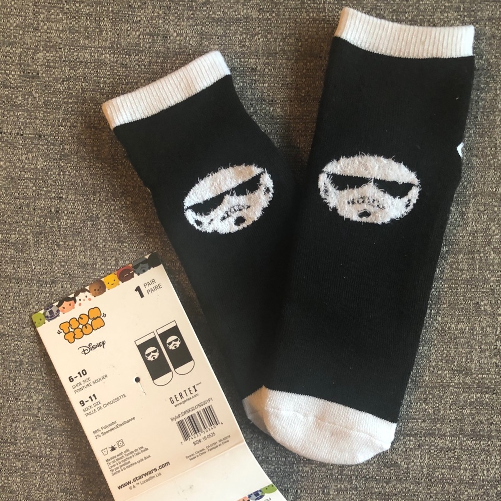STAR WARS Tsum Tsum Collection Stormtrooper Socks - Picture 2 of 6